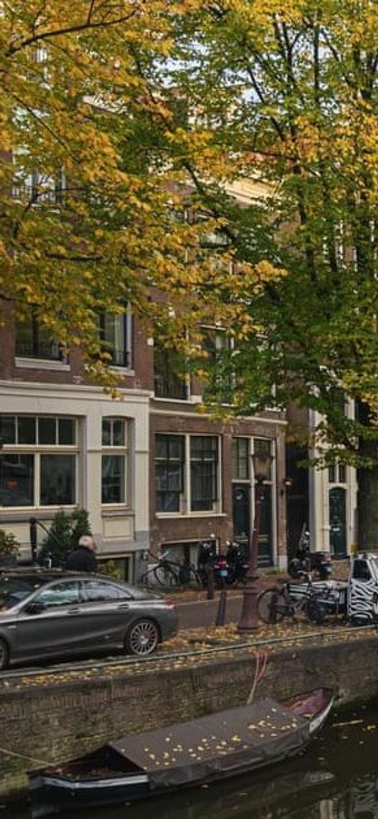 amsterdam’s green-left mayor, femke halsema, wants to ban tourists from buying weed. she said the city needs to something about crime, overtourism, and its image. the guardian said the response is mixed